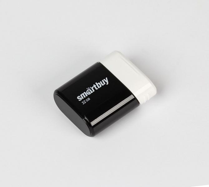 Флэш диск _32Gb USB 2.0 Smart Buy LARA Black (SB32GBLara-K)