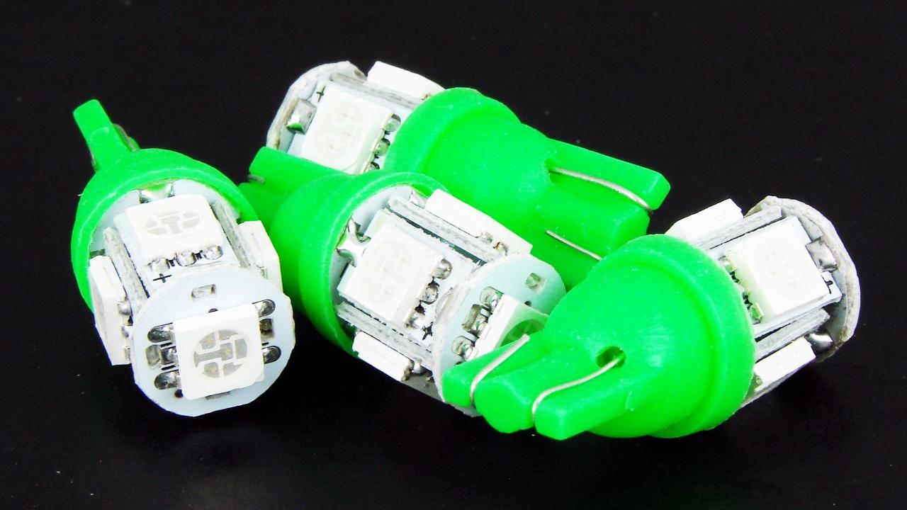 Автолампа светодиодная _5 LED green T10 W5W Car Light Bulbs
